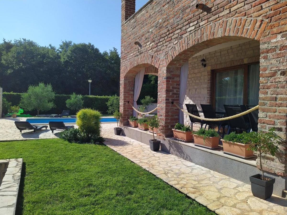 Villa Baleta Butkovici  Exterior photo
