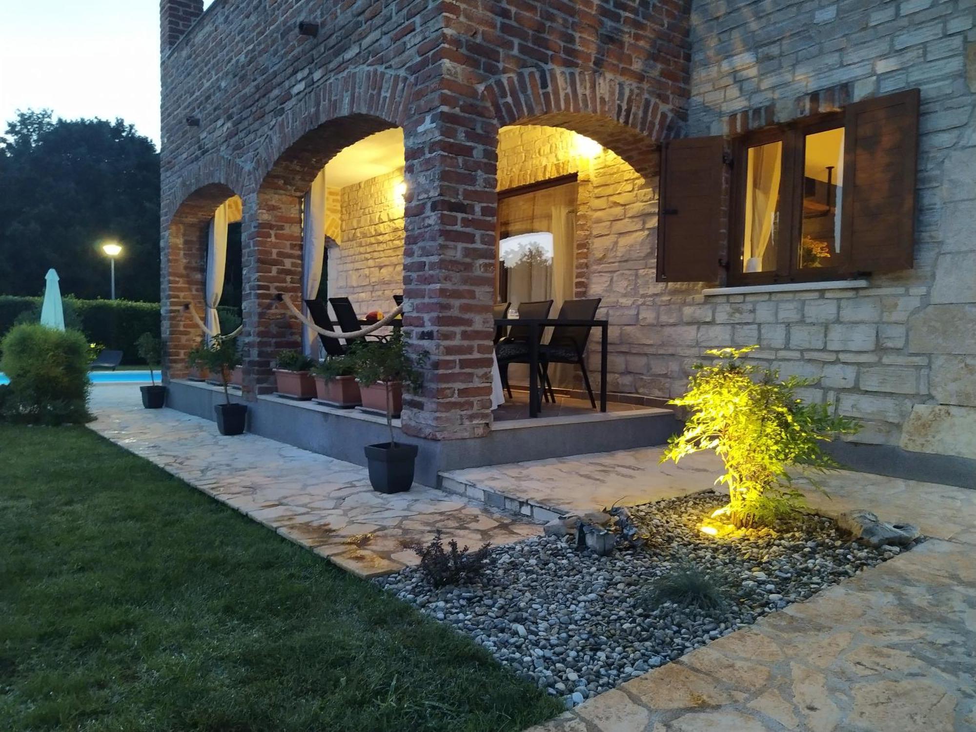 Villa Baleta Butkovici  Exterior photo